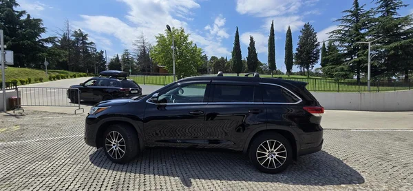 Toyota Highlander 2019 — car rental Georgia