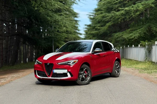 Alfa Romeo Stelvio 2018 — car rental Georgia