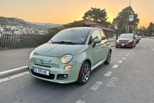 Fiat 500 2015 — car rental Georgia