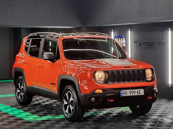 Jeep Renegade 2020 — car rental Georgia