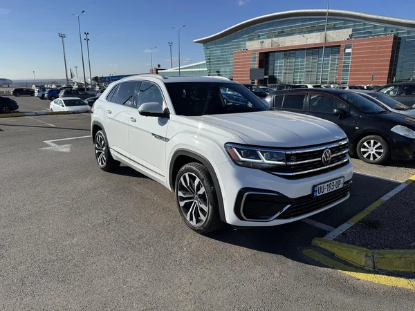 Volkswagen Atlas 2023 — car rental Georgia