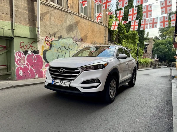 Hyundai Tucson 2016 — car rental Georgia