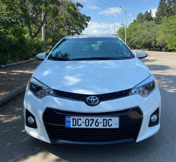 Toyota Corolla 2016 — car rental Georgia