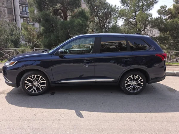 Mitsubishi Outlander 2018 — car rental Georgia