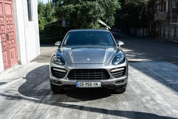 Porsche Cayenne 2010 — car rental Georgia
